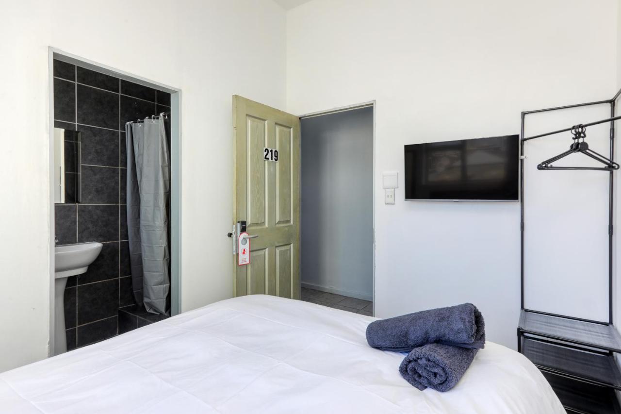 Inn & Out Express Sea Point Κέιπ Τάουν Εξωτερικό φωτογραφία