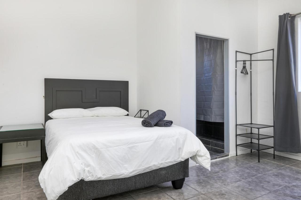 Inn & Out Express Sea Point Κέιπ Τάουν Εξωτερικό φωτογραφία