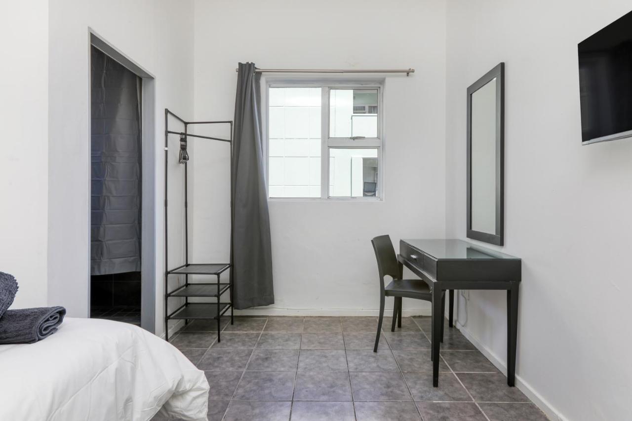Inn & Out Express Sea Point Κέιπ Τάουν Εξωτερικό φωτογραφία