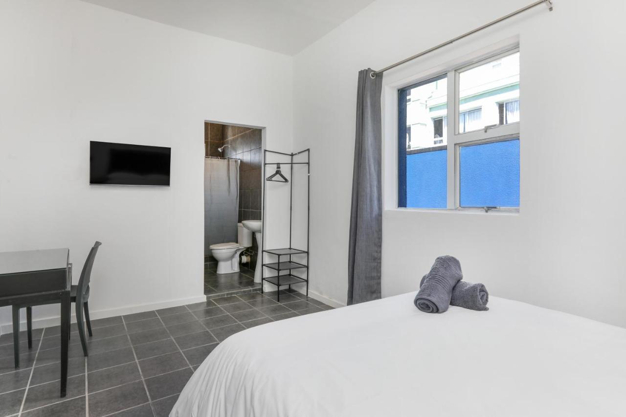 Inn & Out Express Sea Point Κέιπ Τάουν Εξωτερικό φωτογραφία