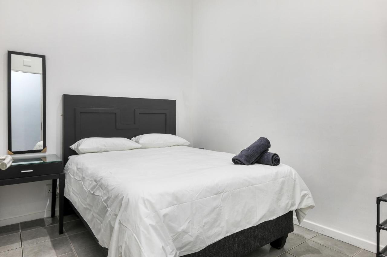 Inn & Out Express Sea Point Κέιπ Τάουν Εξωτερικό φωτογραφία