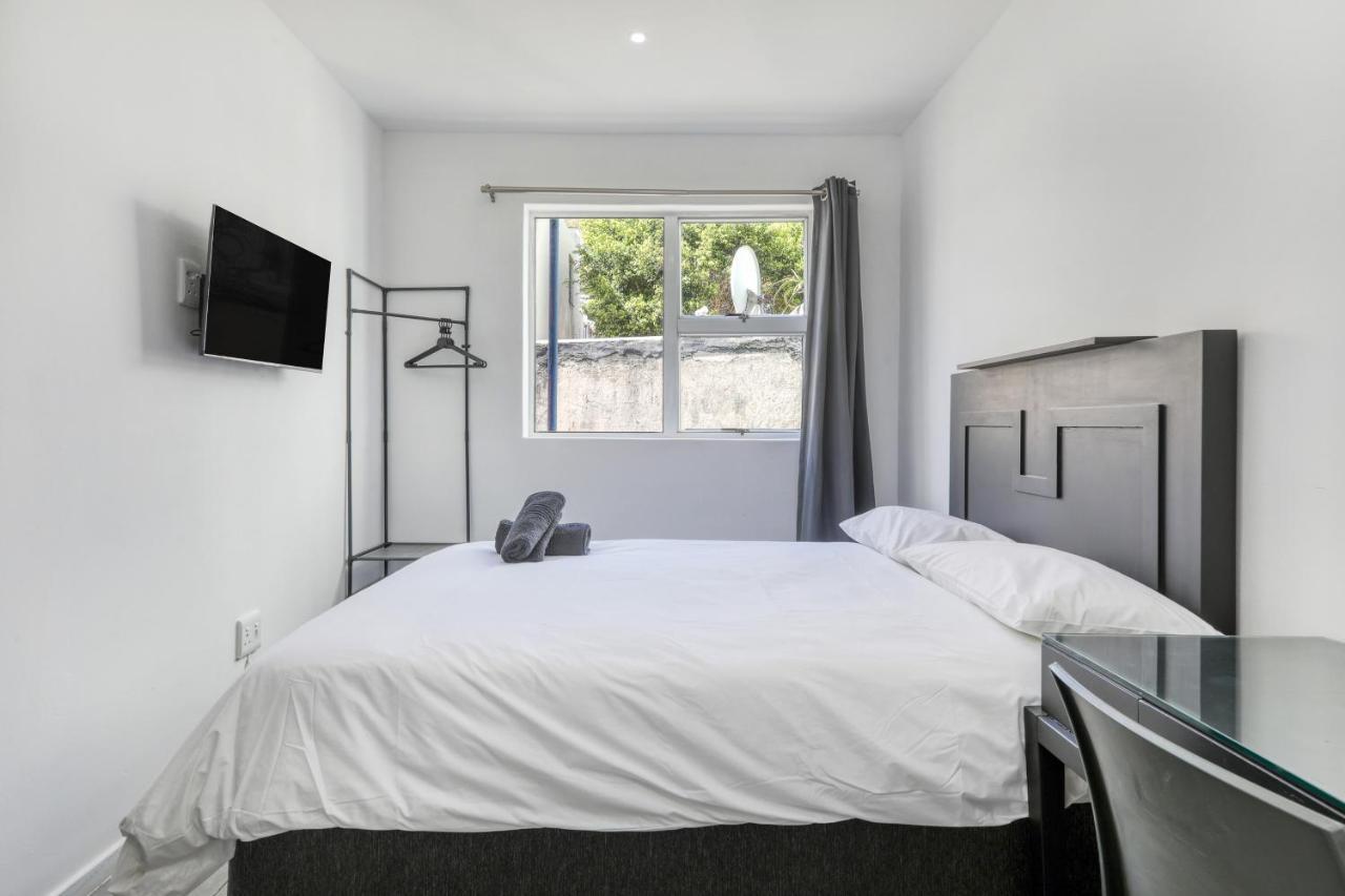 Inn & Out Express Sea Point Κέιπ Τάουν Εξωτερικό φωτογραφία